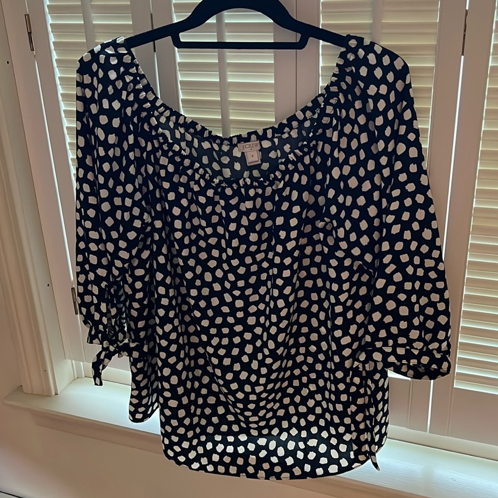 Black and white blouse from J.Crew can be worn on shoulder or off shoulder
